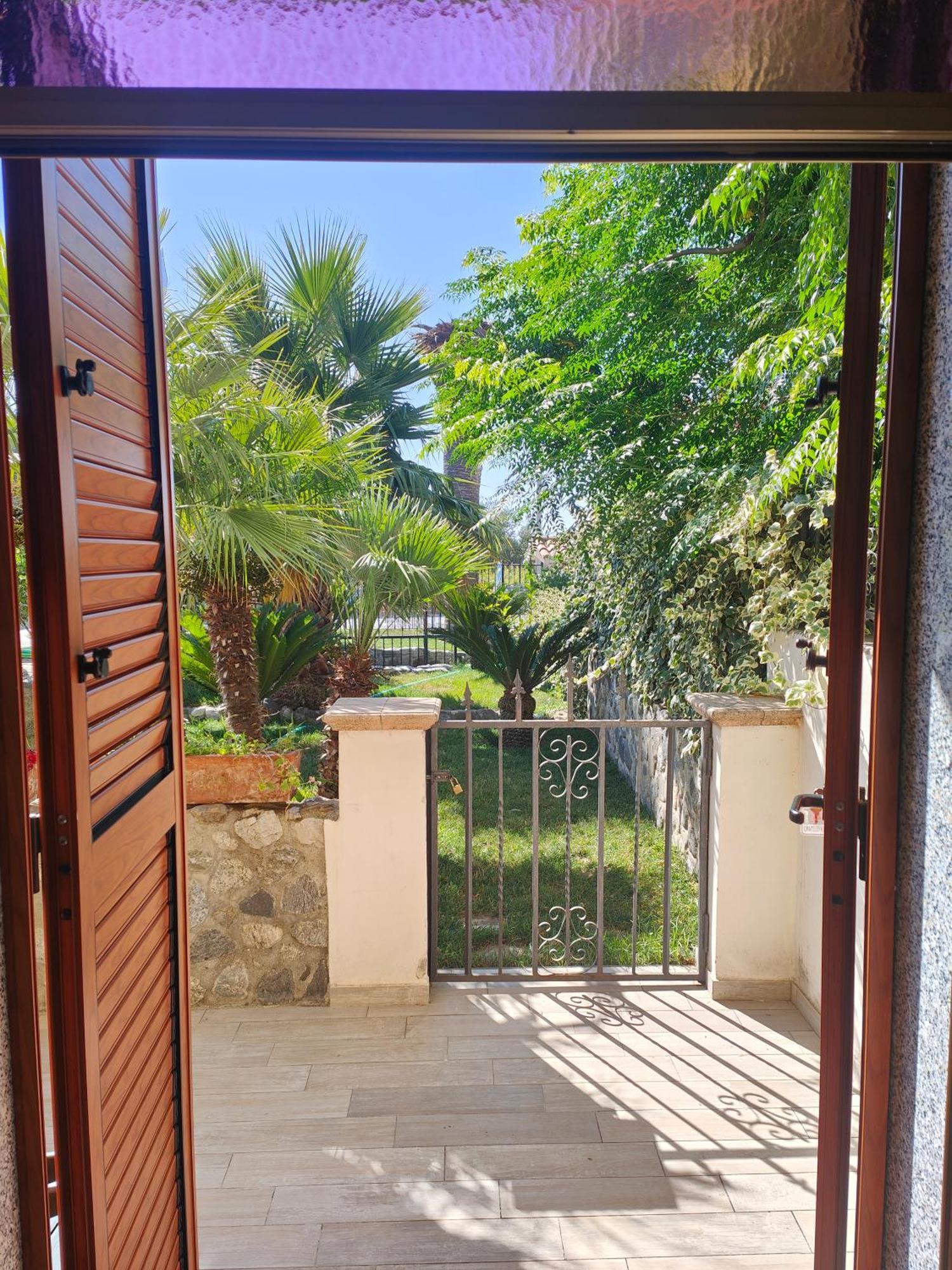 B&B Casa Cosmano Brancaleone Marina Exterior photo