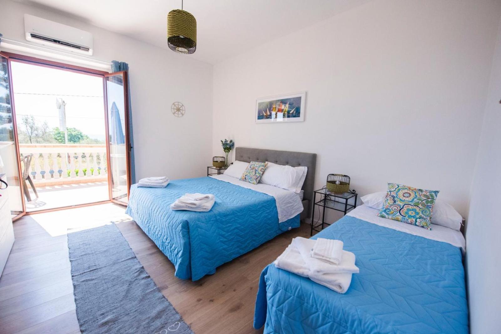 B&B Casa Cosmano Brancaleone Marina Exterior photo